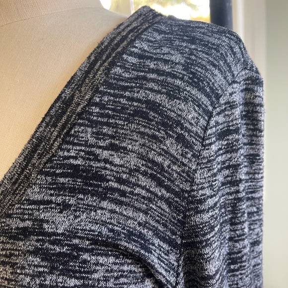 Wilfred vneck long sleeve W/ open back - Picture 2 of 5